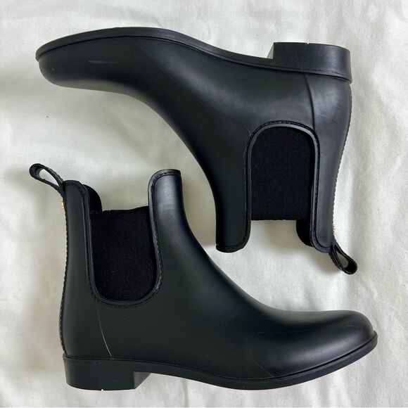 SAM EDELMAN Tinsley Matte Chelsea Rain Booties Boots Black Size 8 - Picture 4 of 10